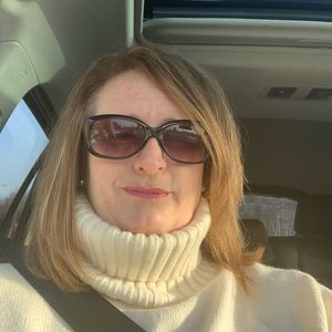 Meet your Posher, Kelly